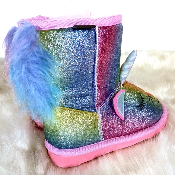 Mukluks Averly Unikitten Pastel Rainbow 